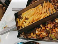 -老东镇啤酒屋海鲜加工·蒸汽海鲜·海鲜烧烤(台东店)