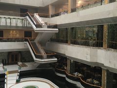 -广东大厦酒店(广州北京路步行街纪念堂地铁站店)