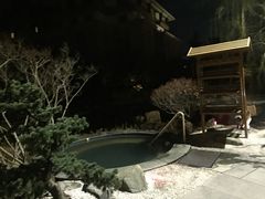 -芭东小镇温泉