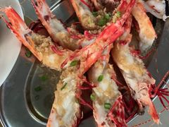 -三亚新鸿港水果一级批发市场