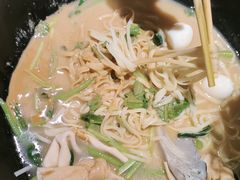 -万记麻辣烫国展总店