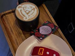 -星巴克臻选(成都太古里店)