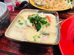 -Pad Thai Kratong Thong by ama