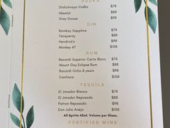 -Oasis Bar & Grill
