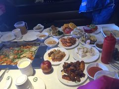 -伊尔曼都自助餐厅(102国道店)
