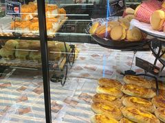 -Caidie Bakery采蝶轩(百越店)