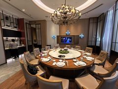 -泓历皇朝酒店(东亭店)