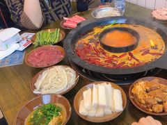 -黄潇洒老火锅(九眼桥宏济巷店)