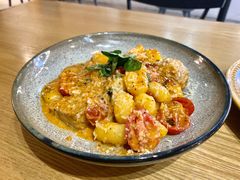 -HELLO 27 意面·沙拉·帕尼尼