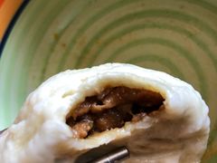 奥尔良鸡腿包-老陶包子铺(南大西南村店)