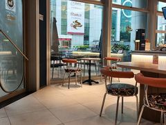 -LAVAZZA拉瓦萨咖啡(中航城君尚购物中心店)