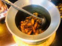 -钳真多钓虾馆·小龙虾海鲜烧烤(九六广场店)