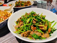 香菜炒牛肉-壹盏灯(惠农店)