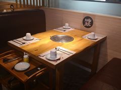 -唯成•韩国炭火烤肉 유성고기