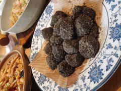 -头上红煨盐鸡乡村食府