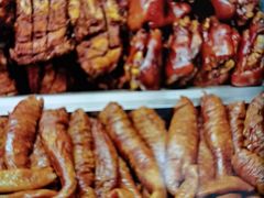 -老鼎万春卤菜(五代传承创始老店)