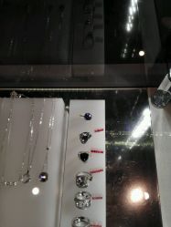 -SWAROVSKI(燕莎奥特莱斯店)