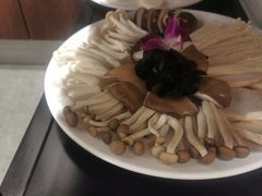 -秦宝雪花牛肉养生火锅(大兴九臻店)