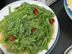 -四方小吃·白族庭院餐厅