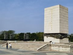 -中国人民抗日战争纪念雕塑园