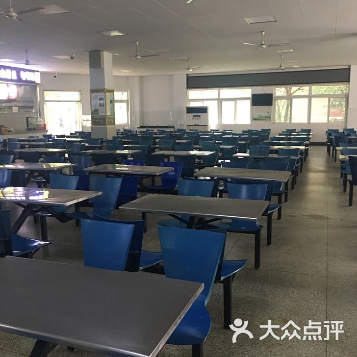 南京工业大学东苑一食堂