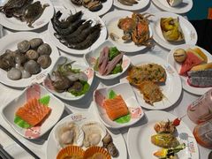 -领鲜活海鲜榴莲自助火锅(东门店)