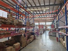 -洛哈思全球商品折扣仓(昆山路店)