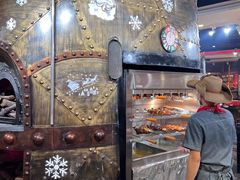 -四海一家自助餐(益田假日广场店)