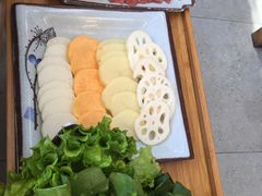 -毛辣果·贵州红酸汤牛肉火锅(西单店)