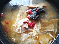 麻香乌骨鸡面线-春水堂人文茶馆(松烟文创店)