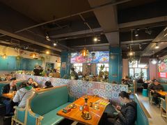 大堂-柴窝堡22号辣子鸡·传承新疆菜