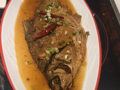 -黄记煌三汁焖锅(新佳丽江汉路店)