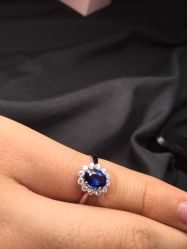 -威德钻石-克拉钻大本营(南京东路店)