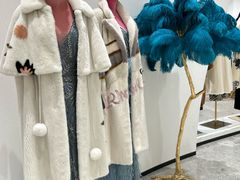 -肃宁华斯国际裘皮城