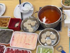 -杨老板·海鲜集市火锅·鲜切牛肉(中防万宝店)