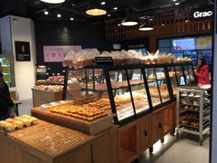 面包甜点陈列柜-格瑞思动物奶油生日蛋糕(圆融店)