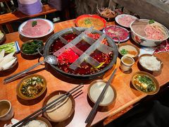 -周小明火锅(黑金冠社区店)