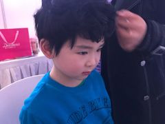 -潮童星少儿模特时尚中心(黄浦博荟广场店)