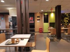 大堂-麦当劳(洪山商场店)