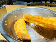 韭菜盒子-弄堂咪道-饭香·面香·馄饨香(钦州北路田尚坊店)