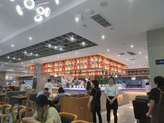 -锤头鲨毛肚海鲜烤肉自助餐厅(国购广场店)