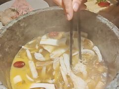 -芸山季·云南山珍菌火锅(南翔印象城MEGA店)