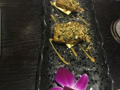 -HIHE Bistro·Oyster Bar(华熙live店)