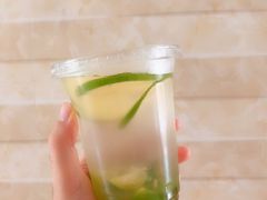 青提粒粒爽-角落低卡烘焙(正弘城店)