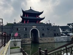 -梅村泰伯庙