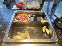 -重庆九记老火锅(广场店)
