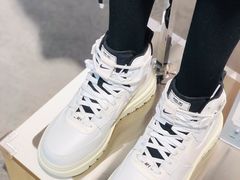 -NIKE KICKS LOUNGE体验店(北京新中关店)