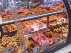 -巴黎贝甜(大宁国际商业广场店)