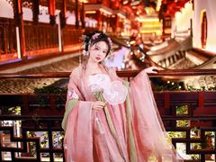 -汉仪华裳汉服馆(豫园店)