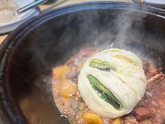 -万里闯关东铁锅炖菜馆(高新旗舰店)